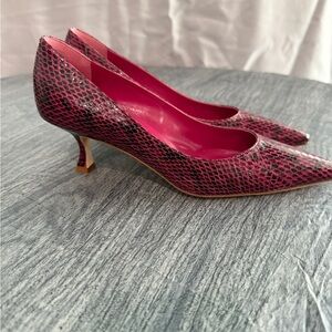 Manolo Blahnik Pink Snakeskin Heels NWOT